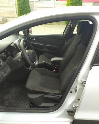 Renault Clio cena 25900 przebieg: 220000, rok produkcji 2018 z Pabianice małe 46